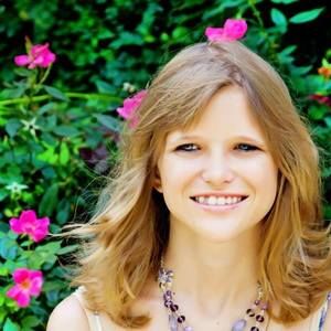 Meet your Posher, Andrea marie